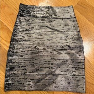 BCBGMaxAzria Josie Gunmetal Foil Bandage Skirt Size Small Stretch Spandex Pencil